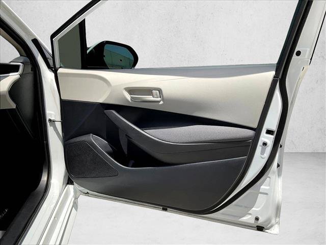 Used 2024 Toyota Corolla LE FWD image 18