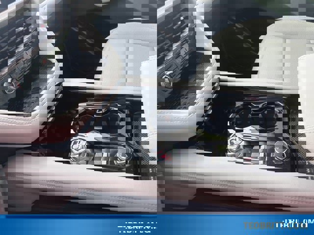 Certified 2025 Ford Explorer Platinum w/ Ultimate Package image 35