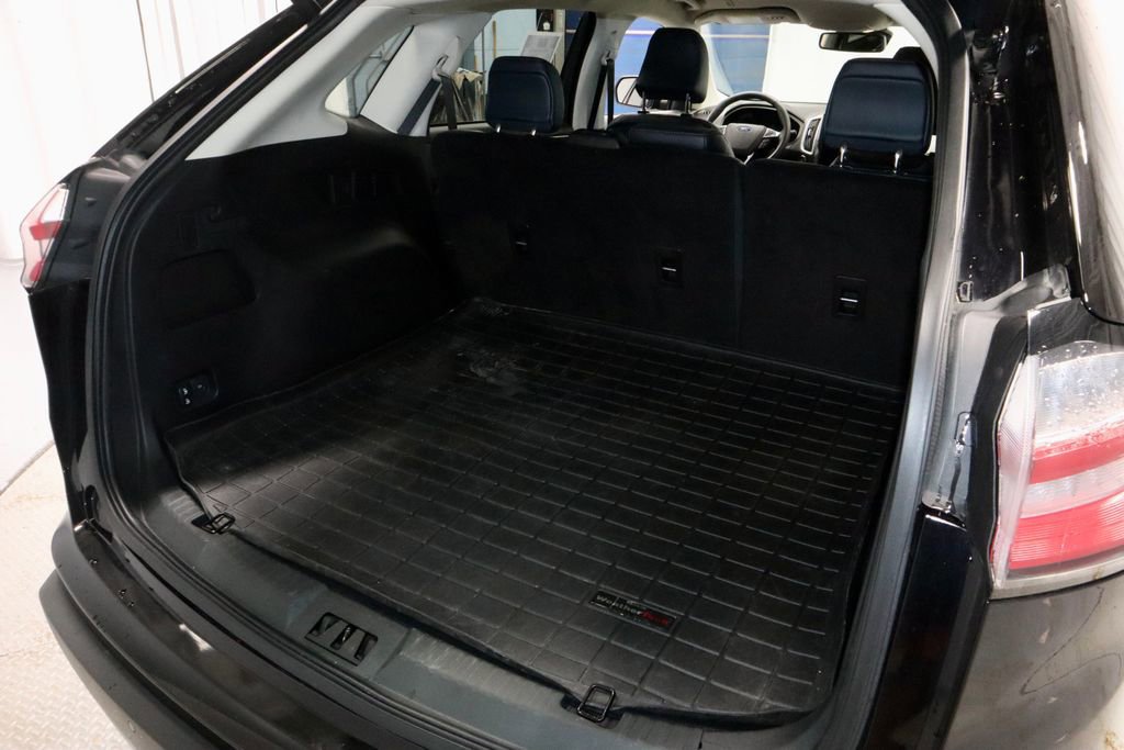 Certified 2024 Ford Edge SEL w/ Sport Appearance Package AWD/4WD image 15