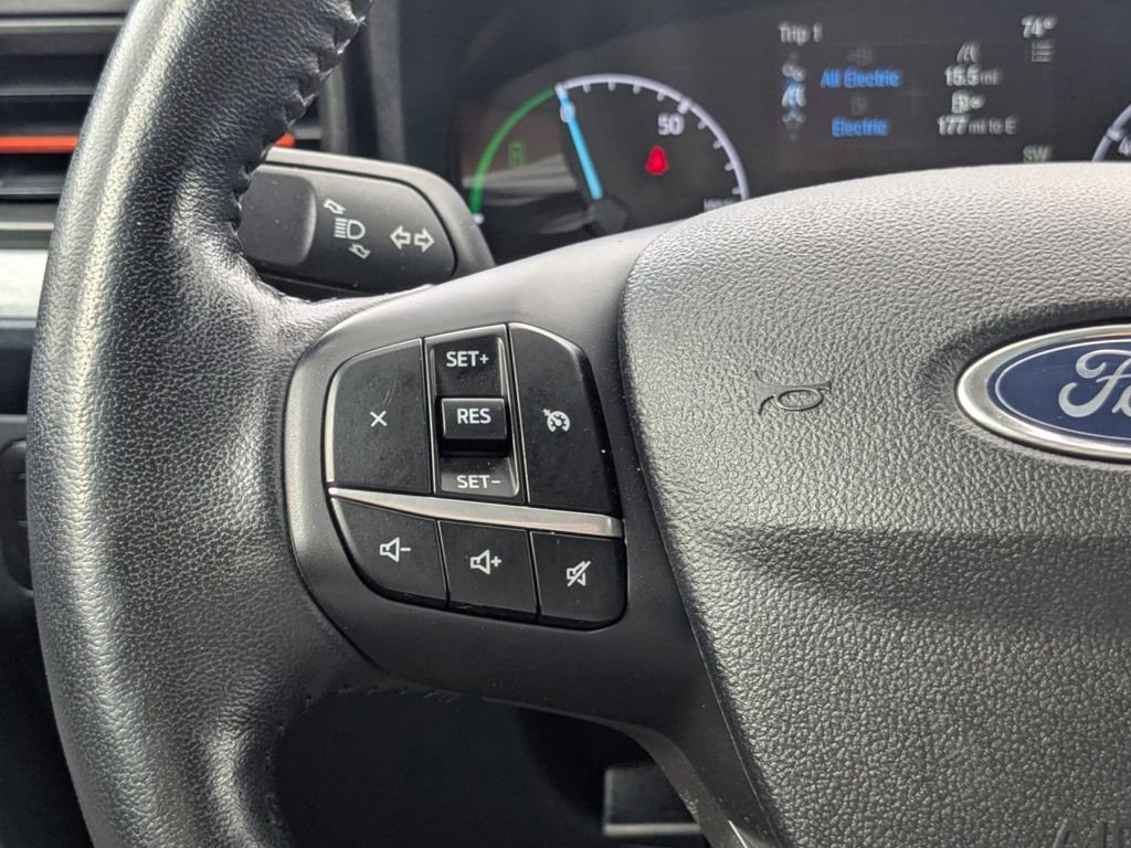 Certified 2022 Ford Maverick XLT w/ XLT Luxury Package image 28