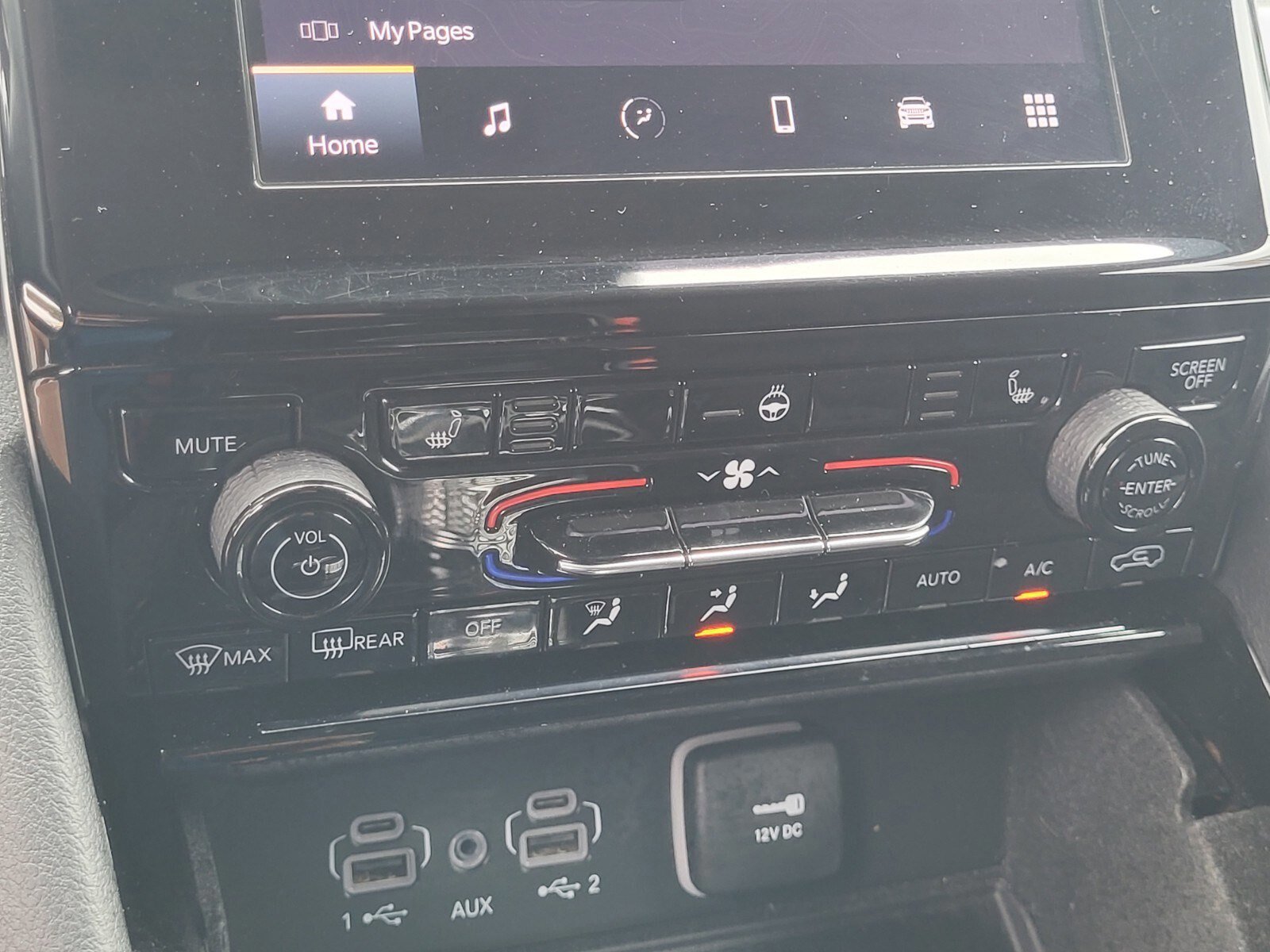 Used 2022 Jeep Grand Cherokee L Laredo w/ Luxury Tech Group I image 22