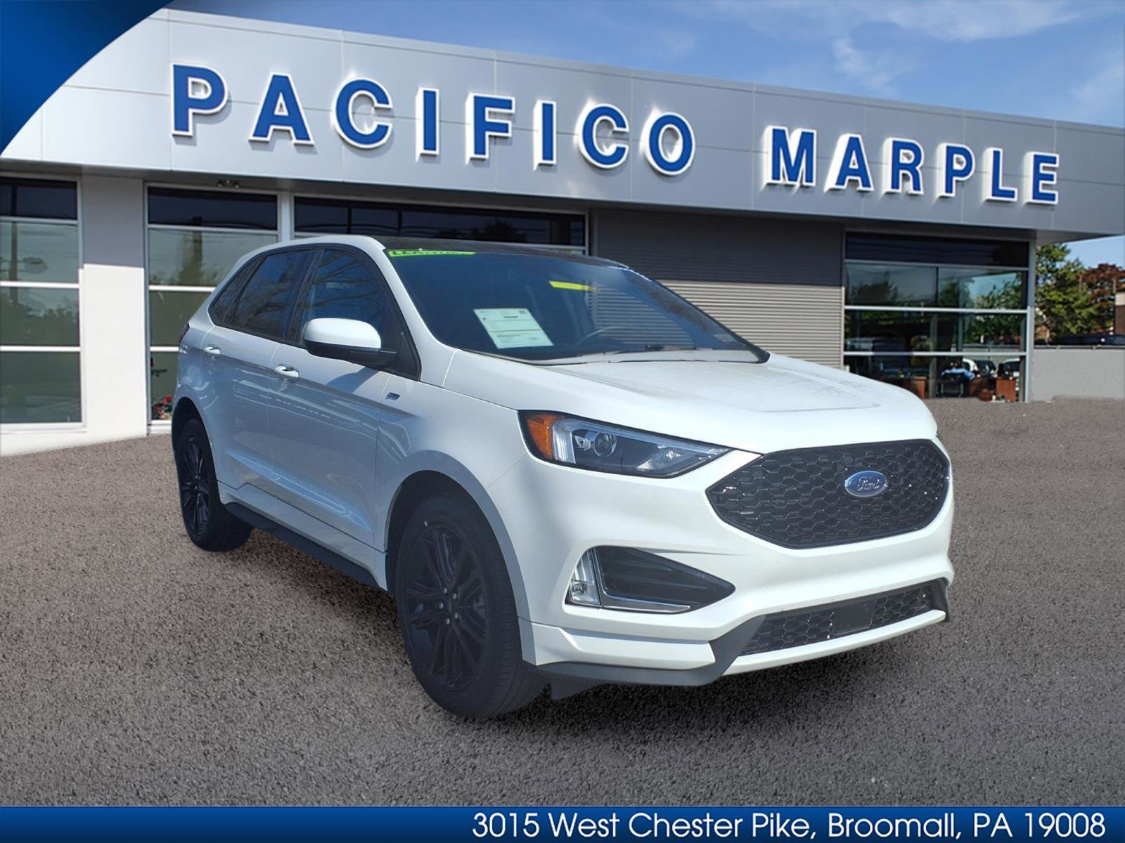 Certified 2022 Ford Edge ST-Line w/ Cargo Accessory Package image 7