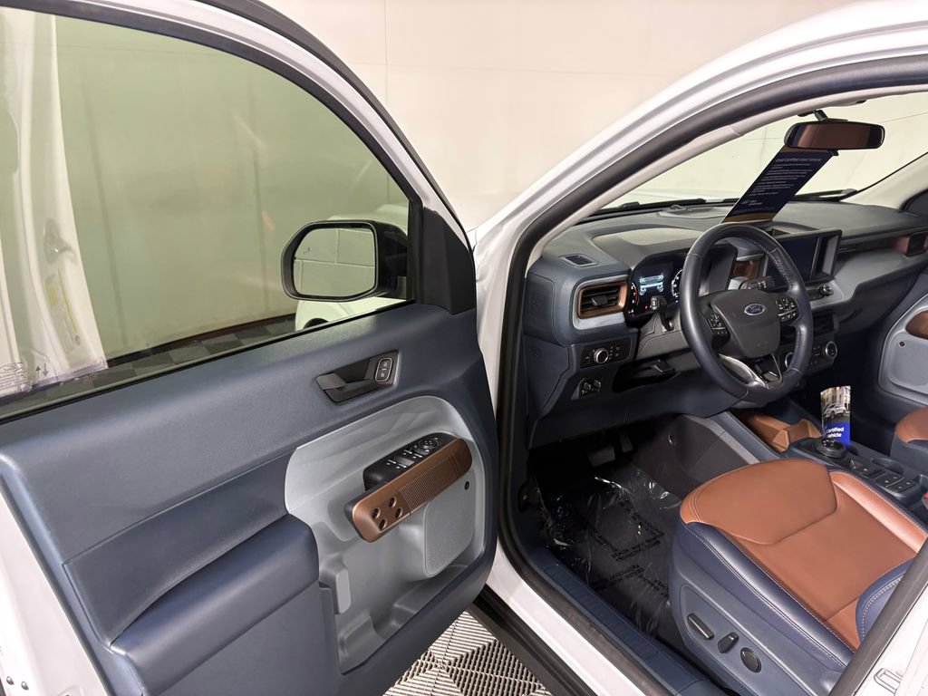 Certified 2024 Ford Maverick Lariat w/ 4K Tow Package AWD/4WD image 11