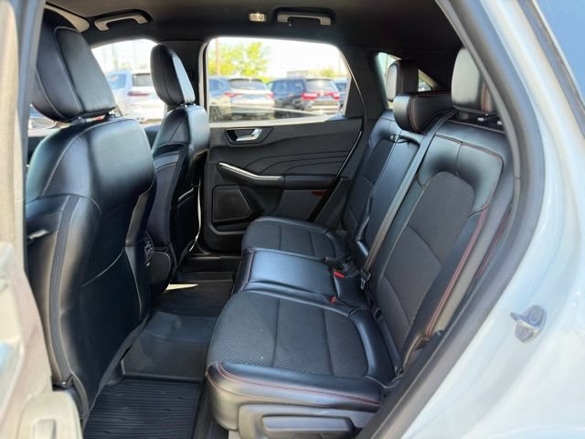 Certified 2023 Ford Escape ST-Line w/ Tech Pack #1 AWD/4WD image 16
