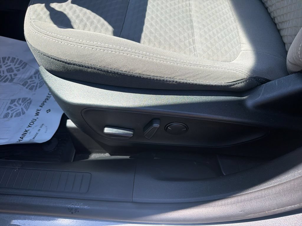 Certified 2021 Ford Escape SE FWD image 28