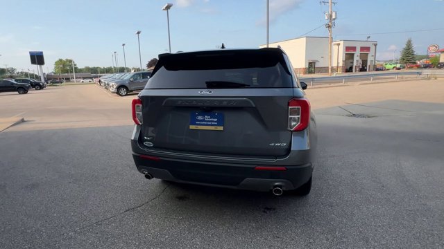 Certified 2024 Ford Explorer XLT w/ Equipment Group 202A AWD/4WD image 8