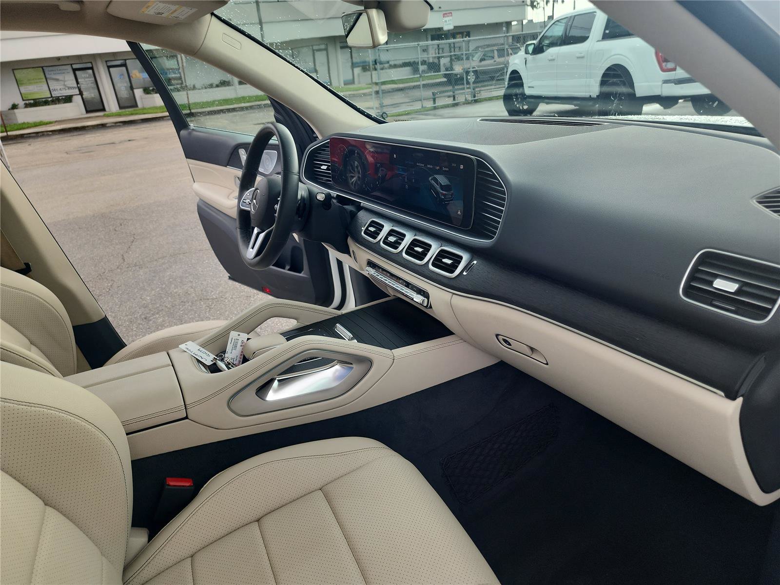 Used 2020 Mercedes-Benz GLE 350 4MATIC image 31