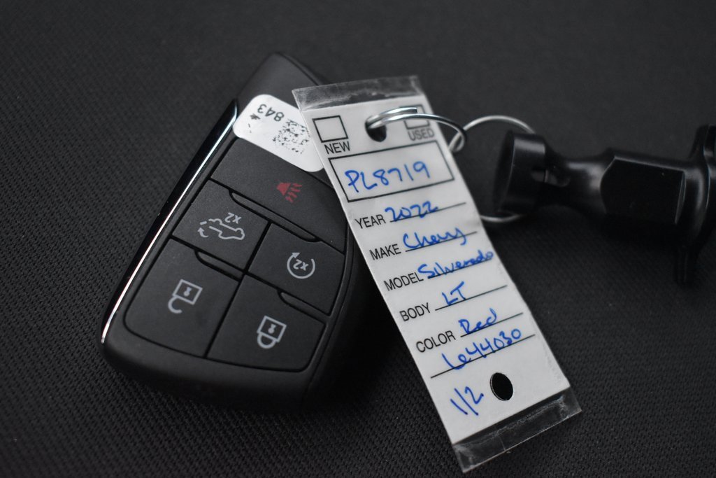 Used 2022 Chevrolet Silverado 1500 LT image 13