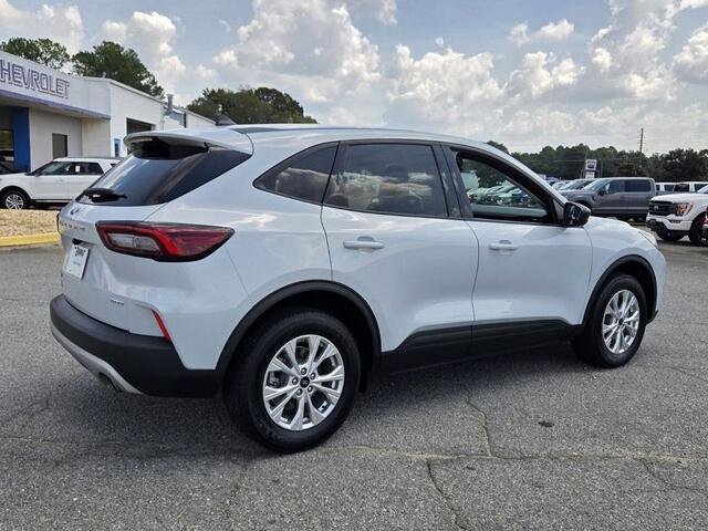 Certified 2025 Ford Escape Active AWD/4WD image 14