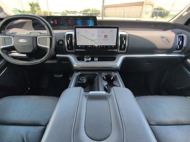 Certified 2025 Ford Expedition Max Platinum AWD/4WD image 18