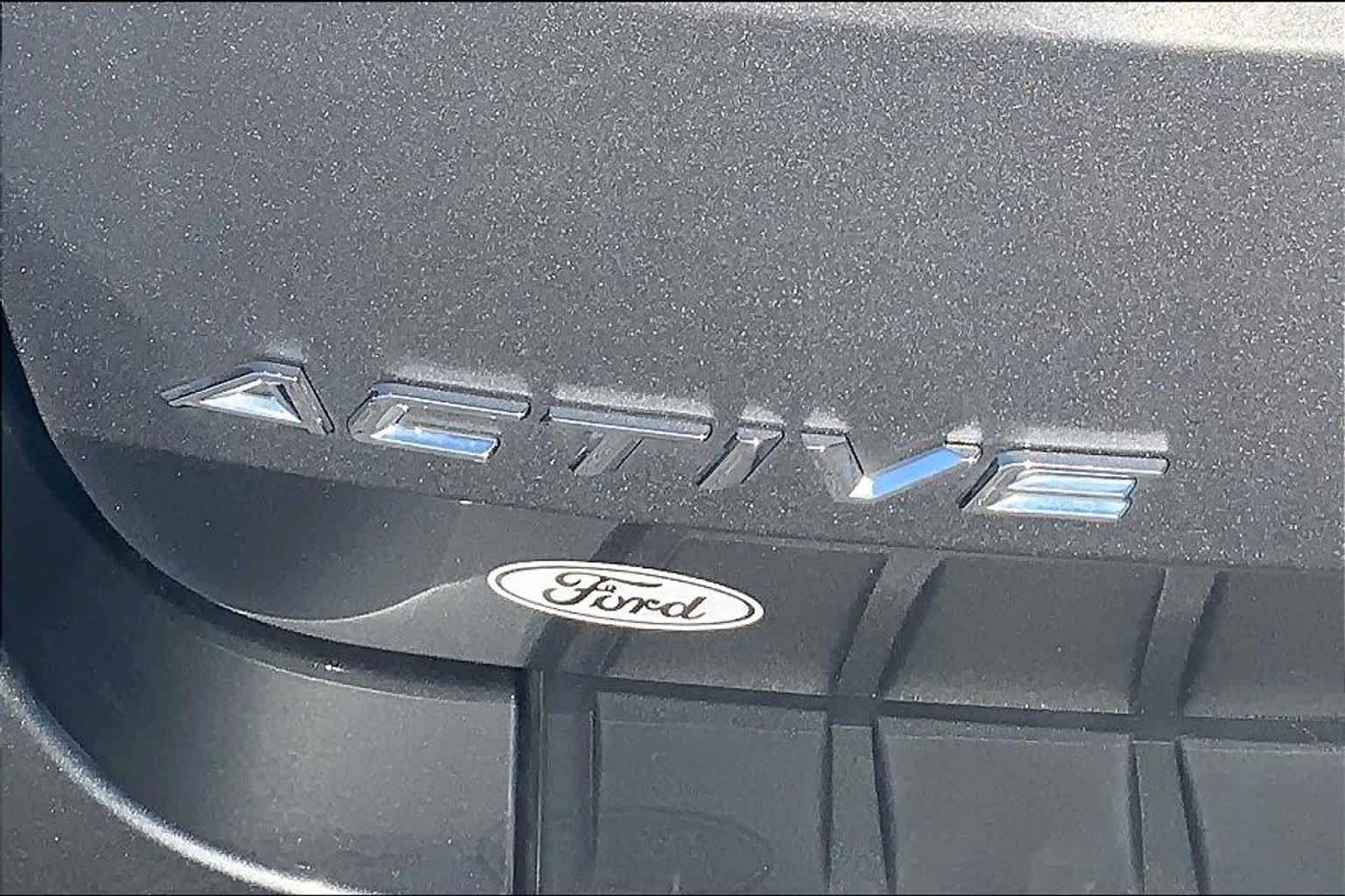 Certified 2025 Ford Explorer Active w/ Active Comfort Package RWD image 10