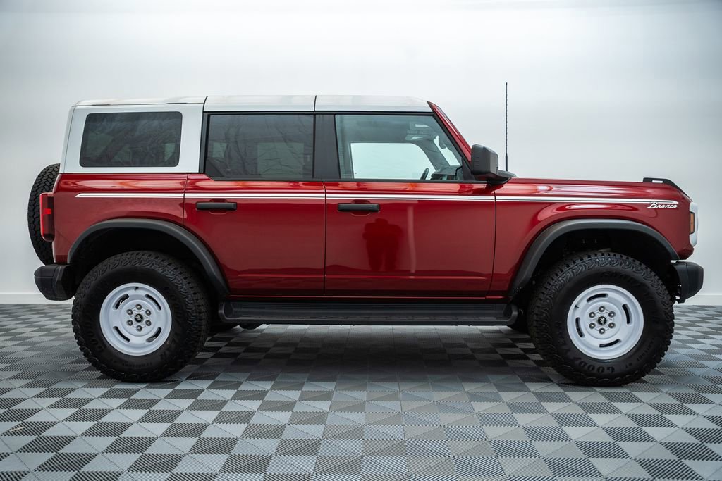 Certified 2025 Ford Bronco Heritage Edition AWD/4WD image 7