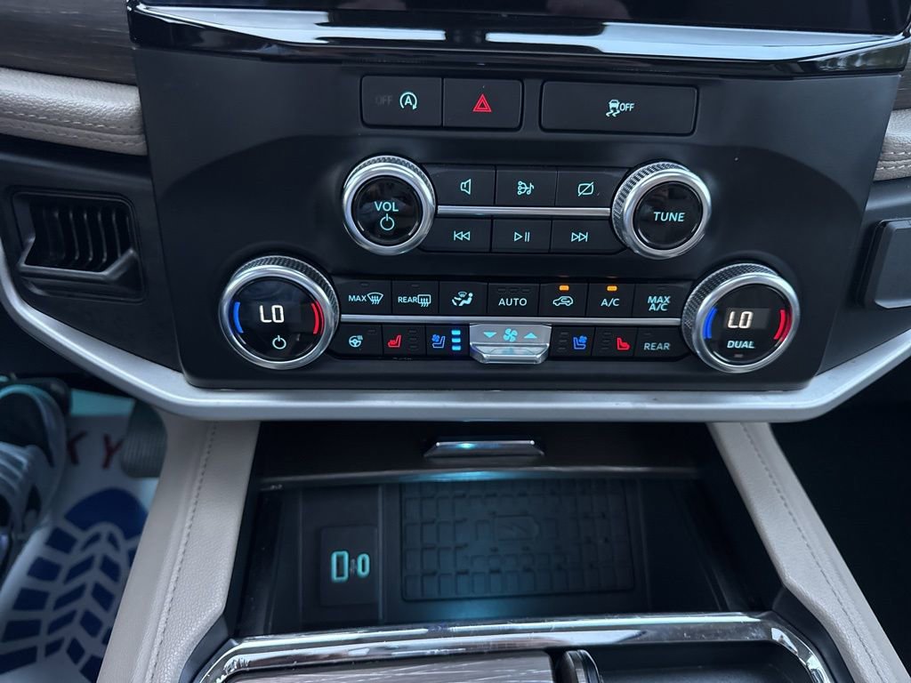 Certified 2023 Ford Expedition Limited image 27