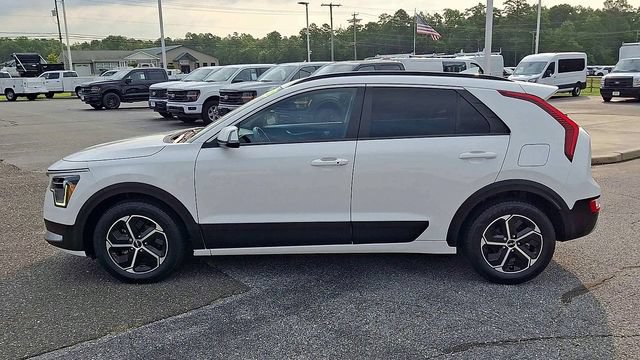 Used 2023 Kia Niro EX FWD image 5