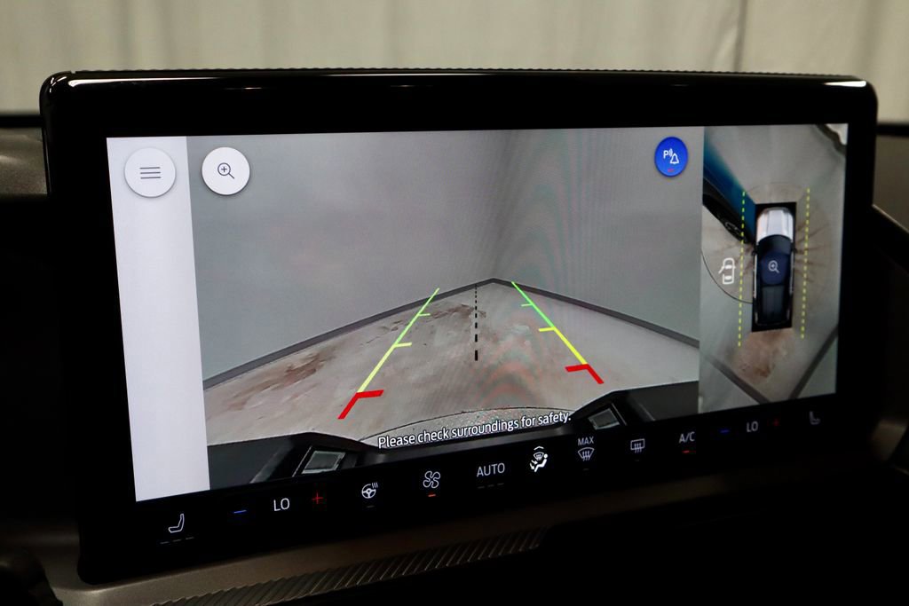 Certified 2025 Ford Bronco Sport Outer Banks w/ Outer Banks Tech Package+ AWD/4WD image 9