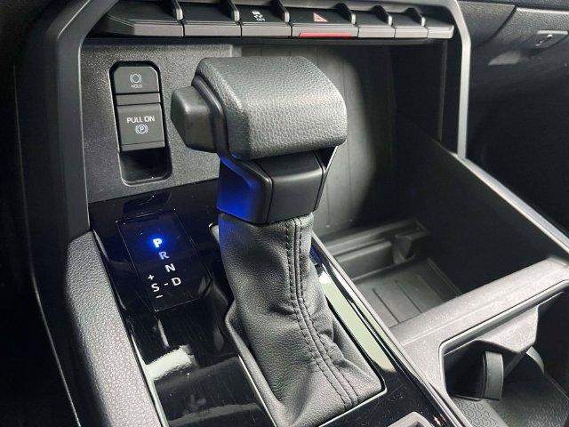 Used 2025 Toyota Tundra SR w/ SR Tow Package AWD/4WD image 32
