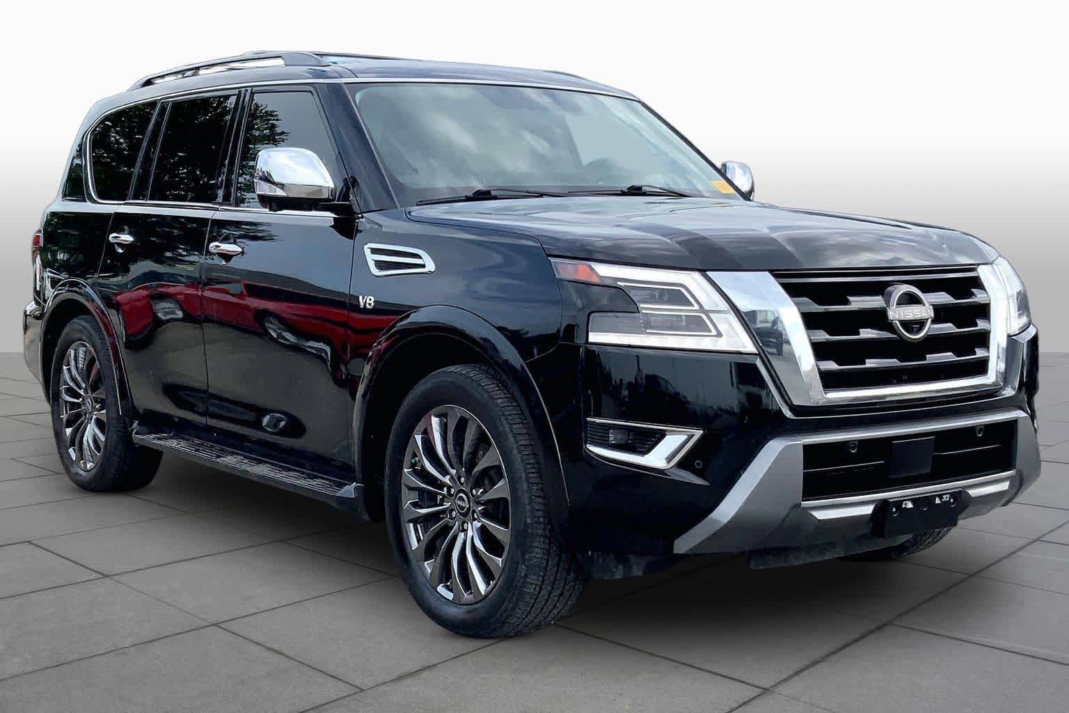 Used 2021 Nissan Armada Platinum w/ Captain's Chairs Package RWD image 3