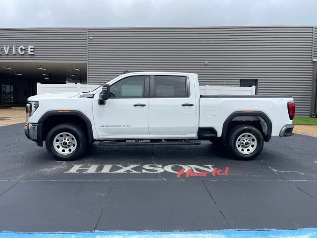Used 2024 GMC Sierra 2500 Pro AWD/4WD image 2
