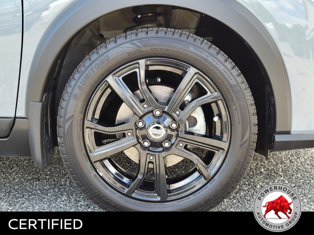 Used 2021 Nissan Kicks SR w/ SR Premium Package image 12