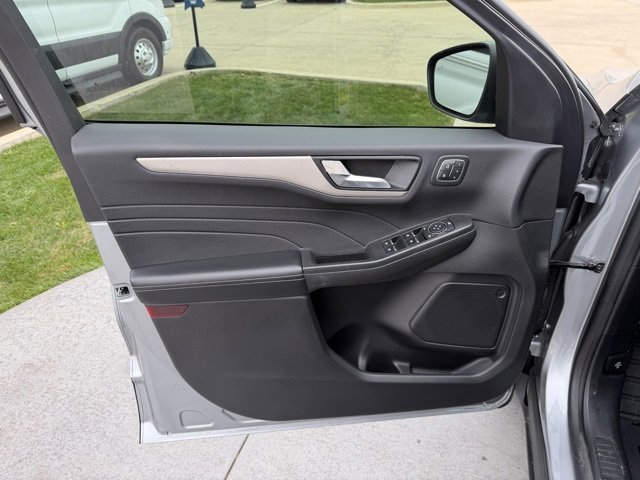 Certified 2022 Ford Escape SEL w/ Technology Package image 8