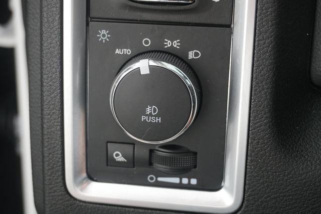 Used 2019 RAM 1500 Warlock AWD/4WD image 18
