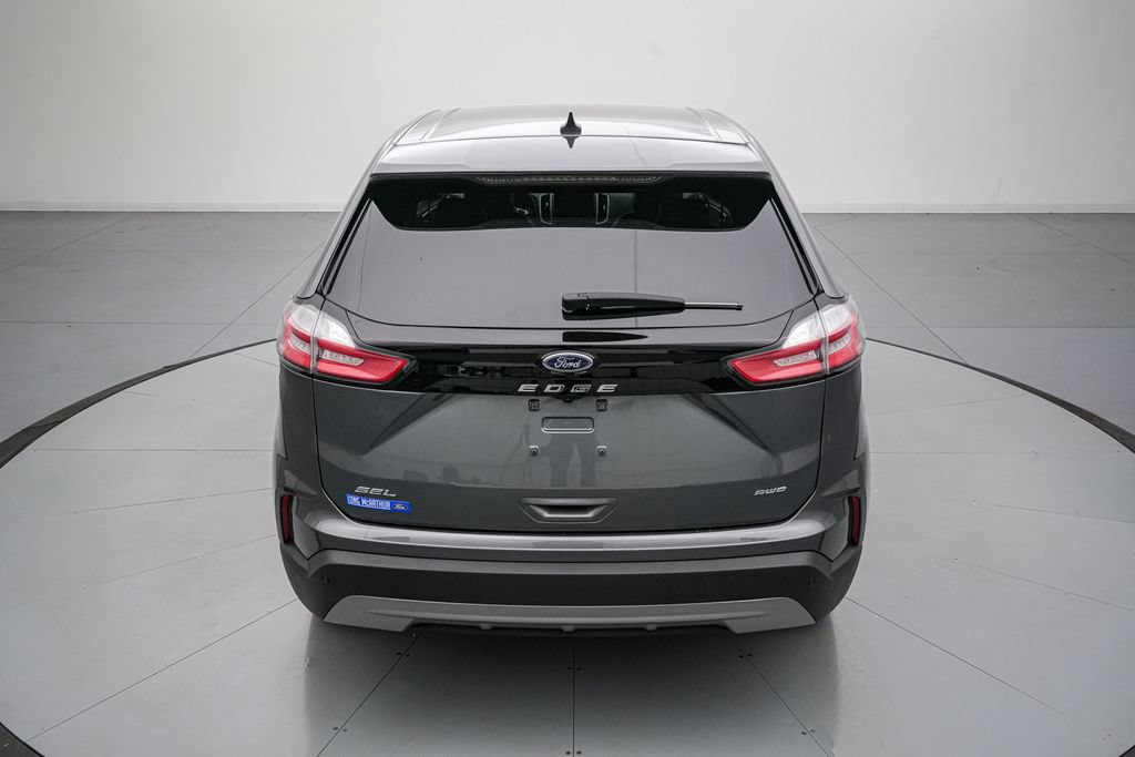 Certified 2024 Ford Edge SEL w/ Convenience Package AWD/4WD image 5