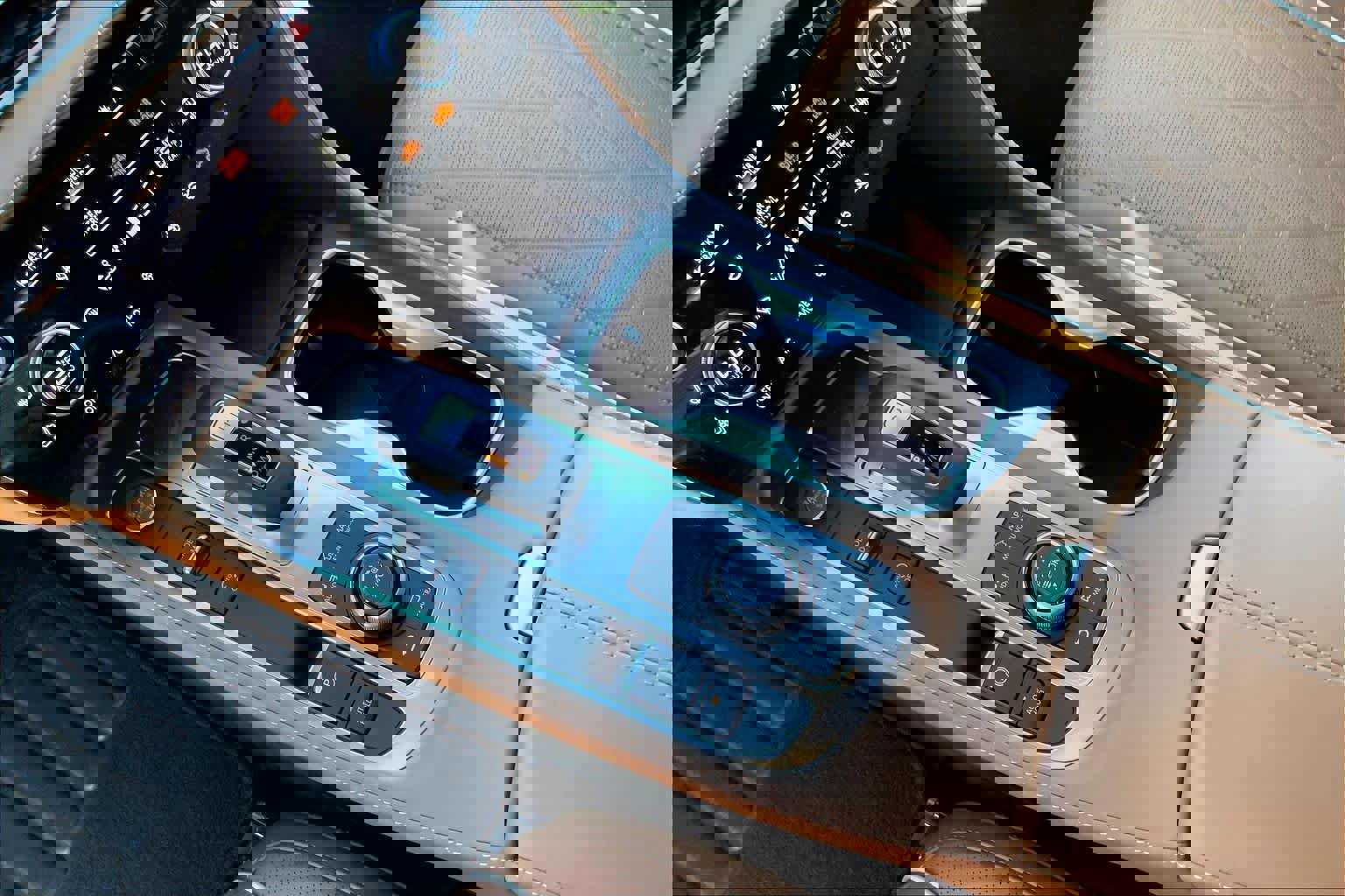 Used 2024 INFINITI QX60 Autograph w/ Cargo Package image 16