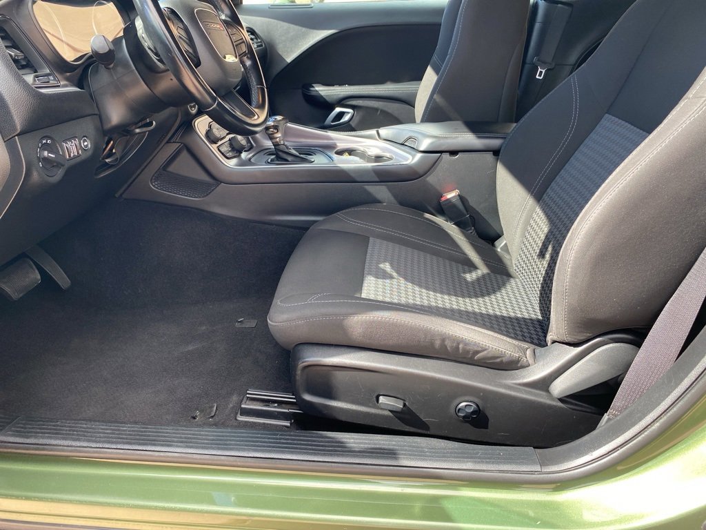 Used 2021 Dodge Challenger SXT image 19