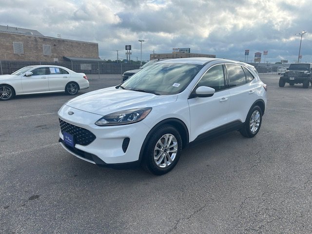 Certified 2021 Ford Escape SE FWD image 2