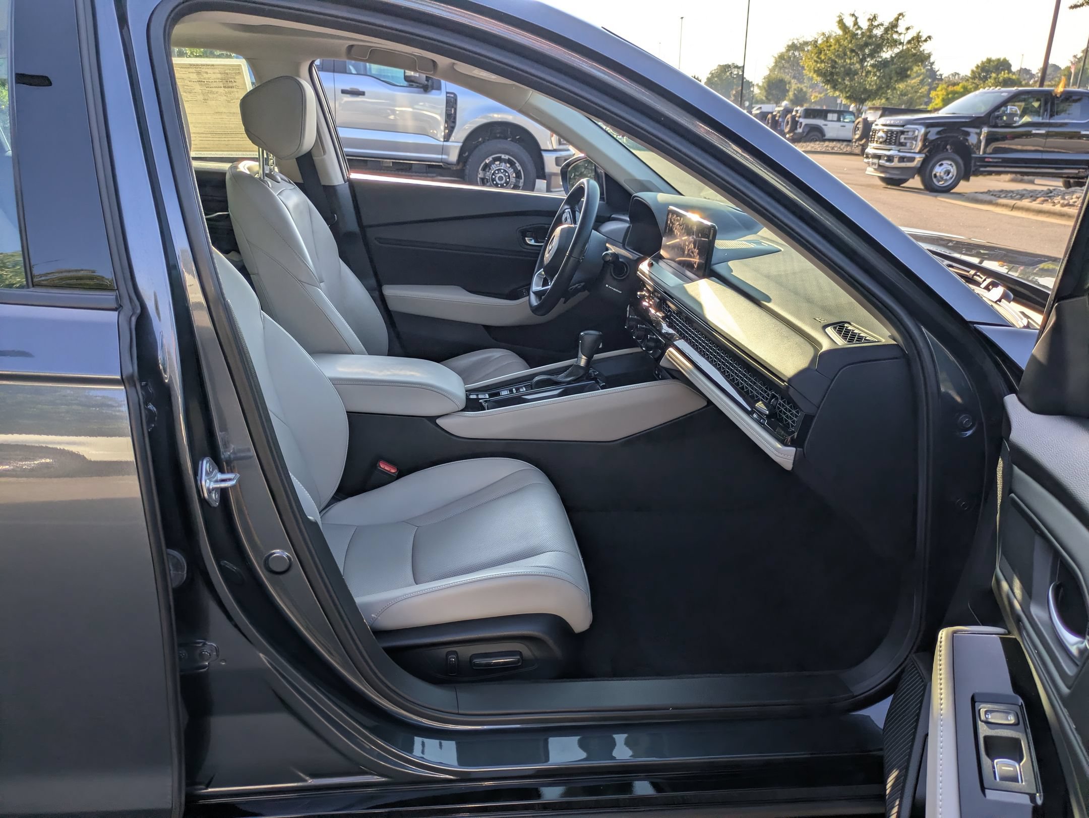 Used 2024 Honda Accord Touring image 37