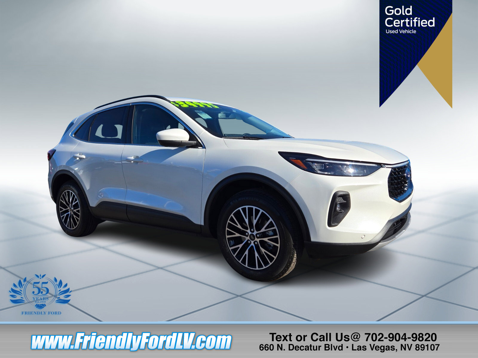 Certified 2025 Ford Escape SE w/ PHEV Premium Package