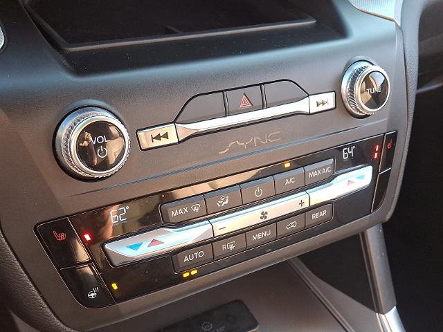 Certified 2020 Ford Explorer XLT w/ Equipment Group 202A image 15