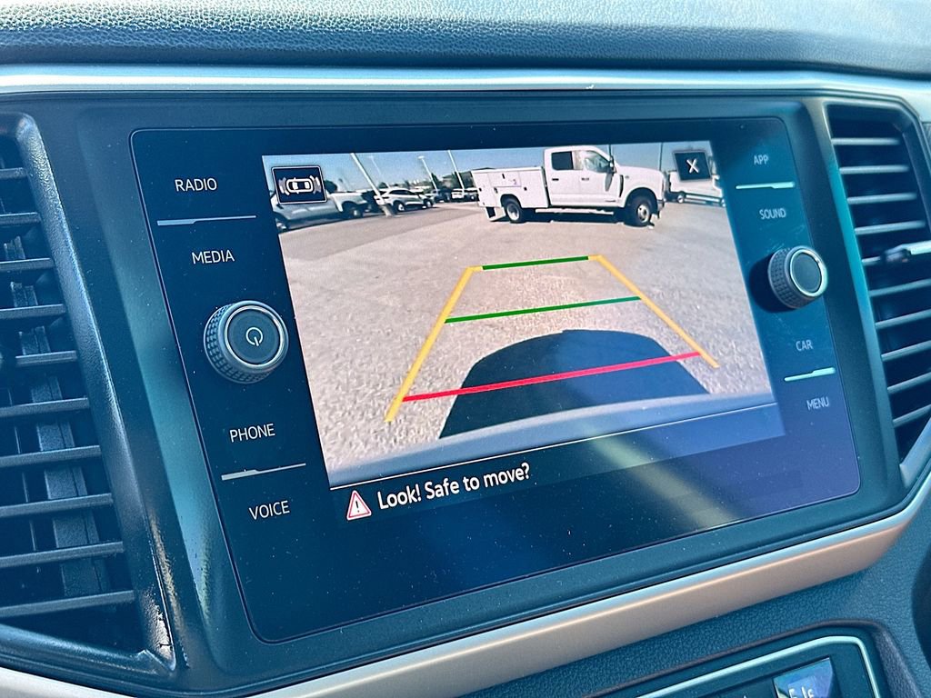 Used 2021 Volkswagen Atlas SE w/ Panoramic Sunroof Package FWD image 23