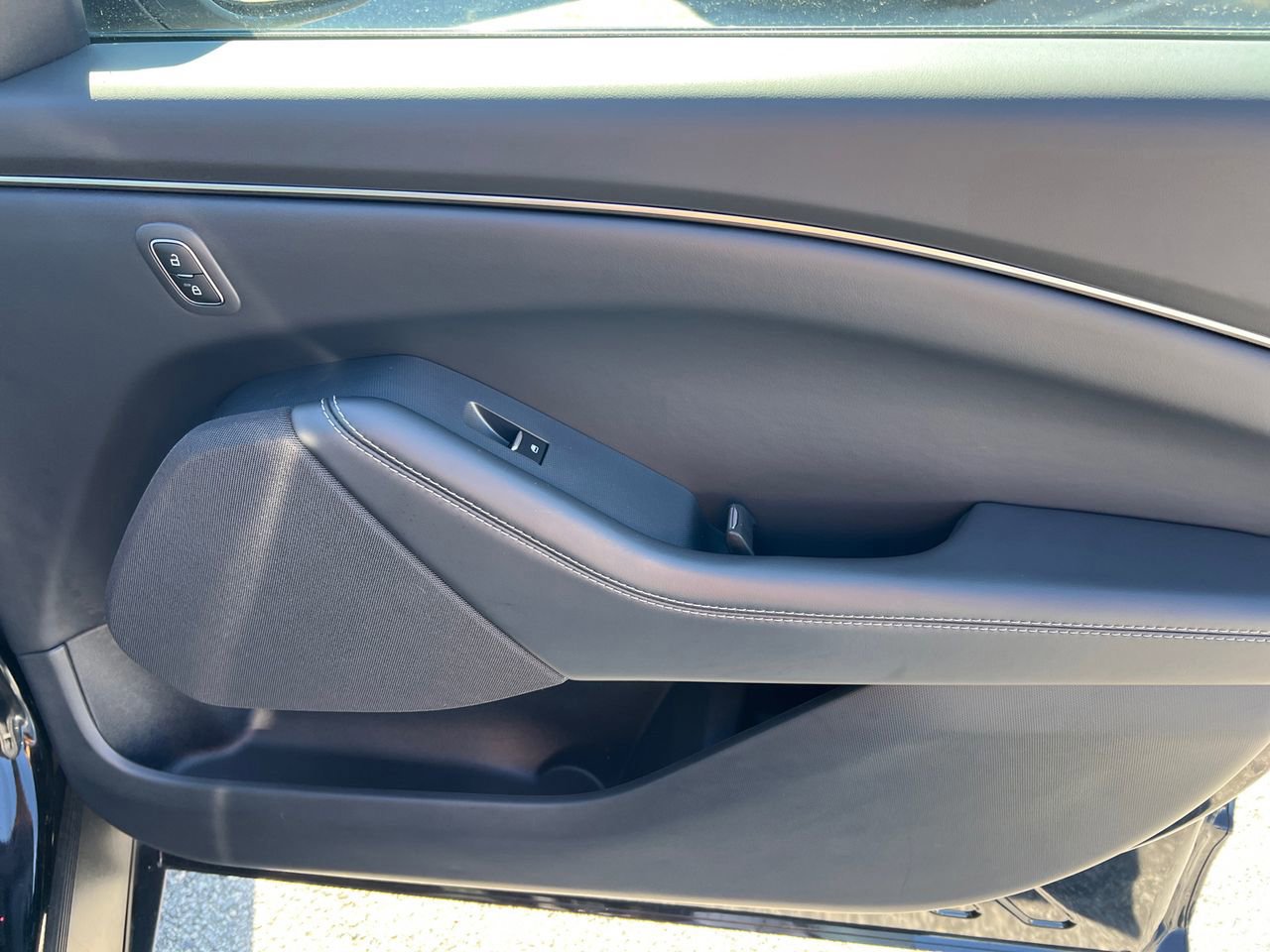 Certified 2025 Ford Mustang Mach-E Select image 17