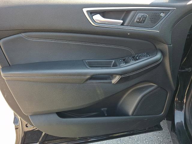 Certified 2023 Ford Edge Titanium AWD/4WD image 12