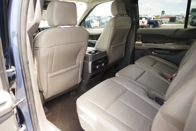 Certified 2019 Ford Expedition Max XLT w/ Equipment Group 202A RWD image 11
