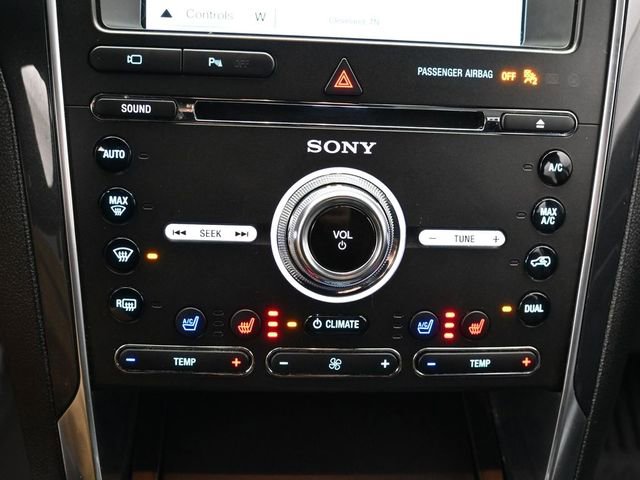 Certified 2018 Ford Explorer Limited w/ Class II Trailer Tow Package image 22