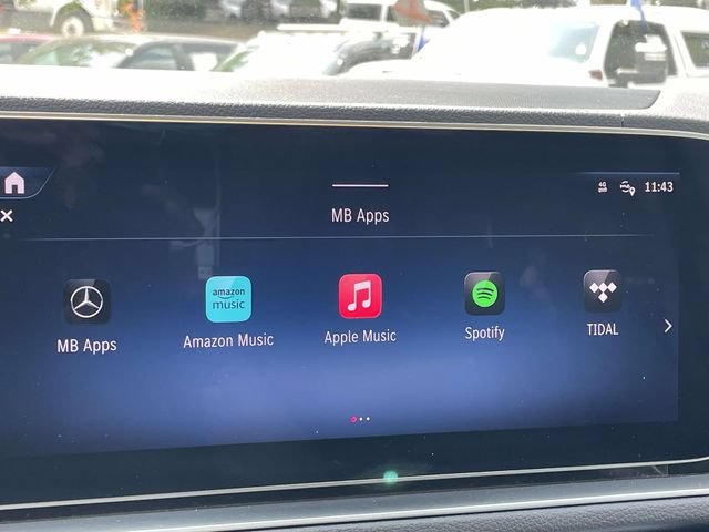 Used 2024 Mercedes-Benz GLS 580 4MATIC image 27