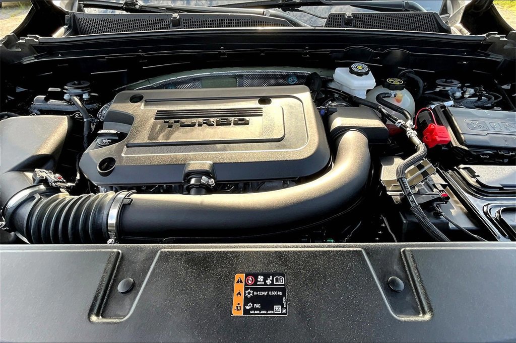 Used 2023 Buick Envision Essence image 12