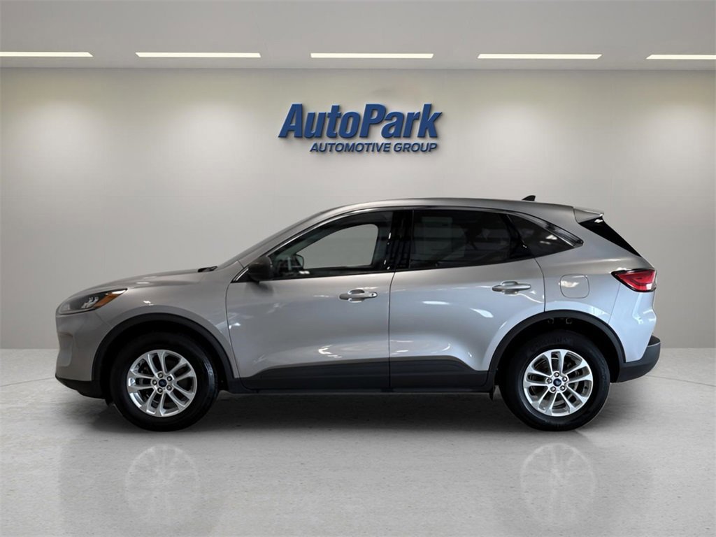 Certified 2022 Ford Escape SE w/ Convenience Package image 2