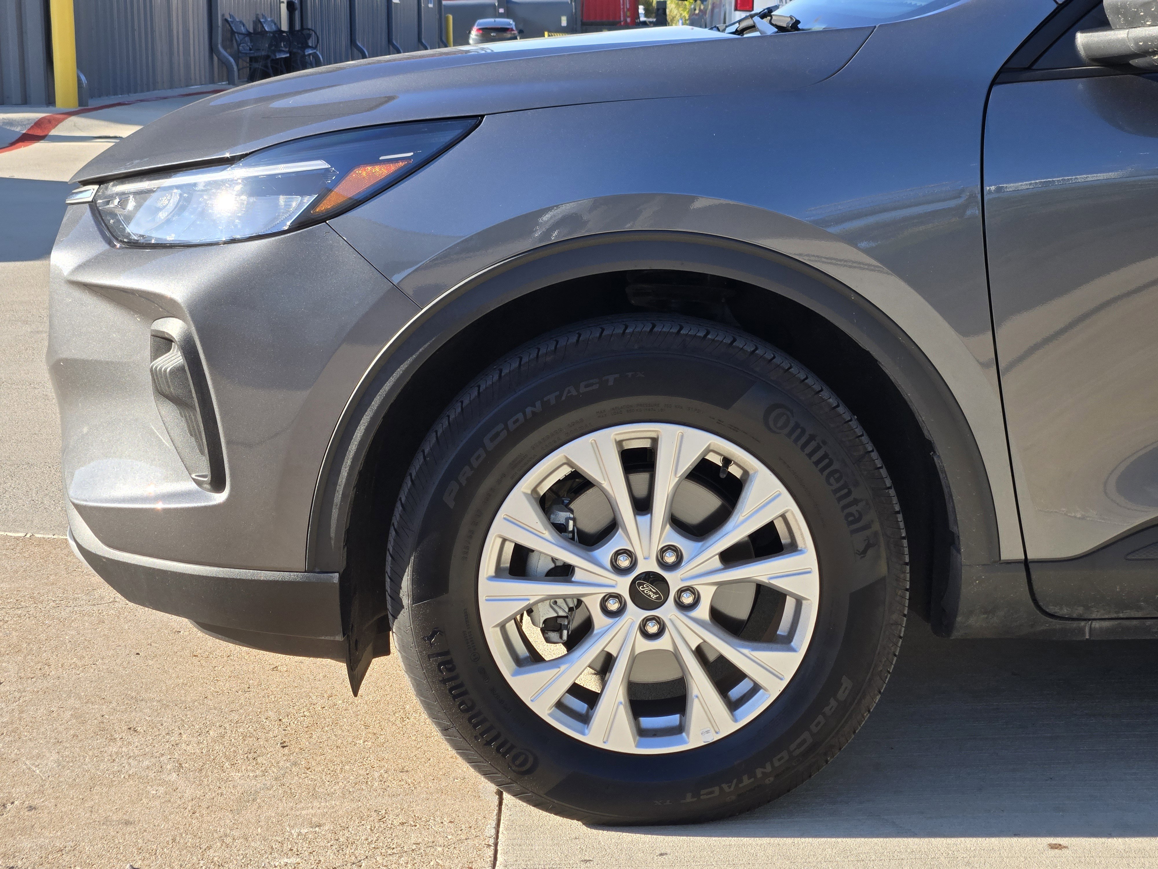 Certified 2025 Ford Escape Active image 5