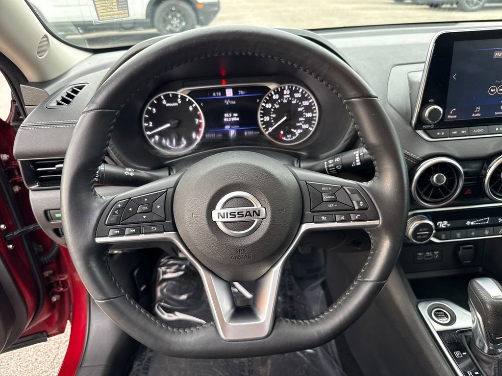 Used 2020 Nissan Sentra SV image 14