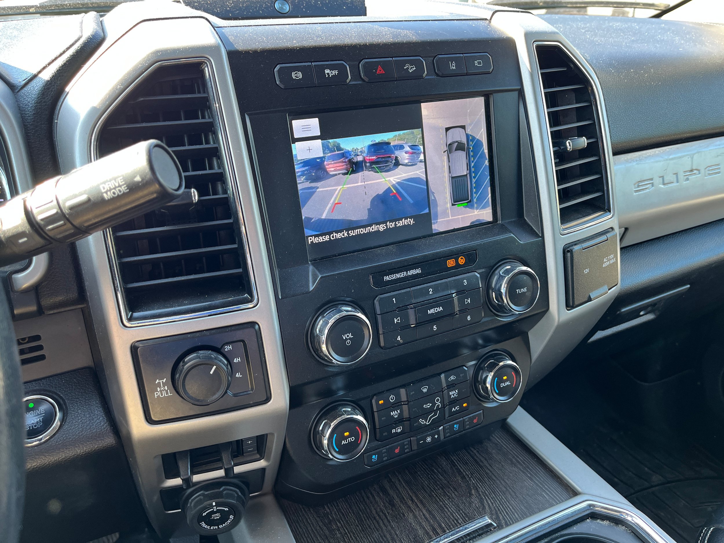 Certified 2020 Ford F350 Lariat w/ Lariat Ultimate Package AWD/4WD image 15