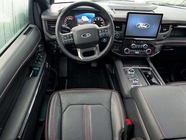 Certified 2023 Ford Expedition Limited image 9