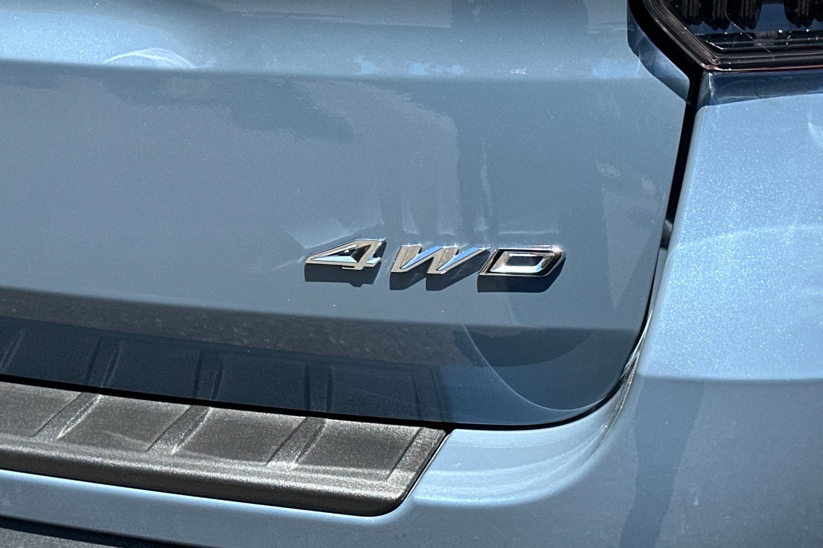 Certified 2025 Ford Explorer ST-Line w/ Premium Package AWD/4WD image 49