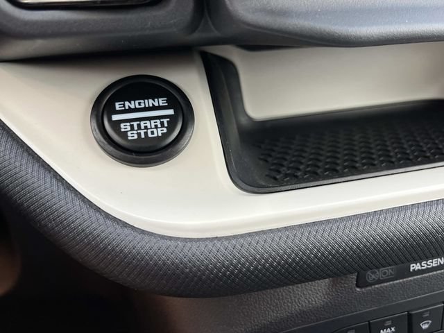 Certified 2024 Ford Bronco Sport Heritage w/ Heritage Convenience Package AWD/4WD image 38
