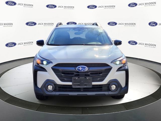 Used 2024 Subaru Outback Premium AWD/4WD image 8