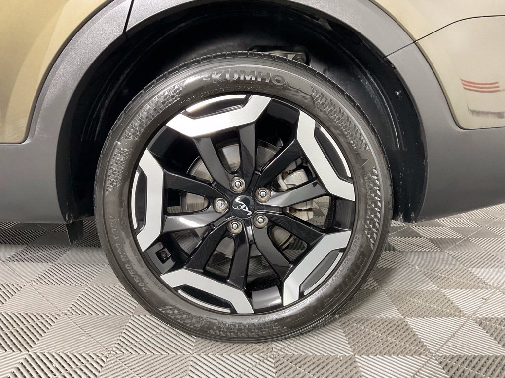 Used 2024 Kia Telluride S w/ S Sunroof Package FWD image 10