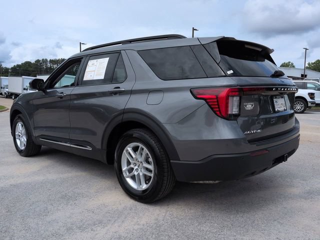 Certified 2025 Ford Explorer Active RWD image 7