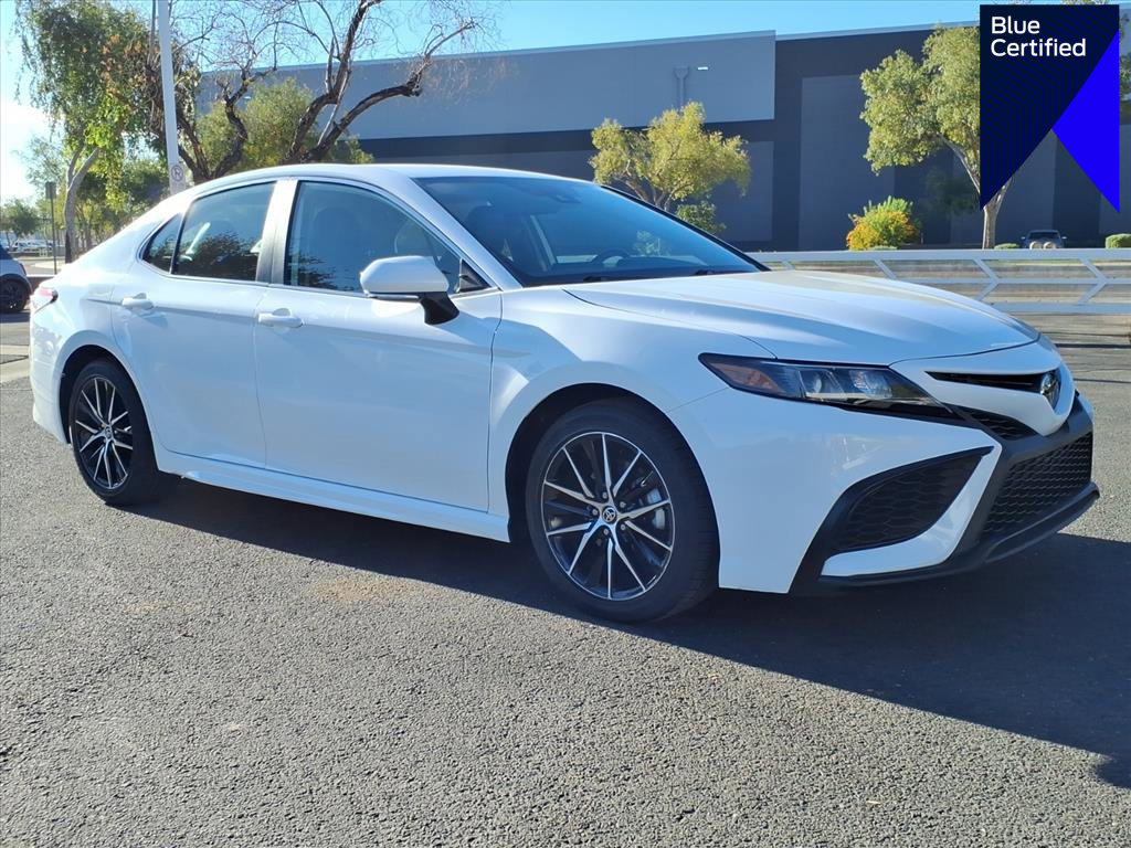 Used 2024 Toyota Camry SE